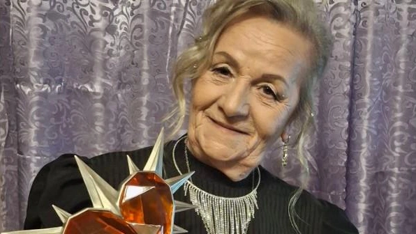 77-летняя стримерша на Twich победила на премии SLAY-2025