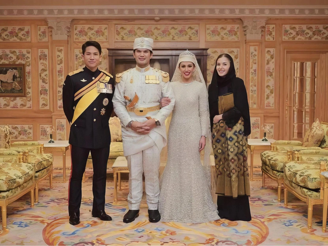 Абдул Матин с избранницей Анишей на свадьбе своей сестры принцессы Аземы | marieclaire.ru