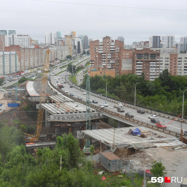 Панорамный вид на стройку второй очереди Средней дамбы | Источник: Кирилл Хафизов / 59.RU