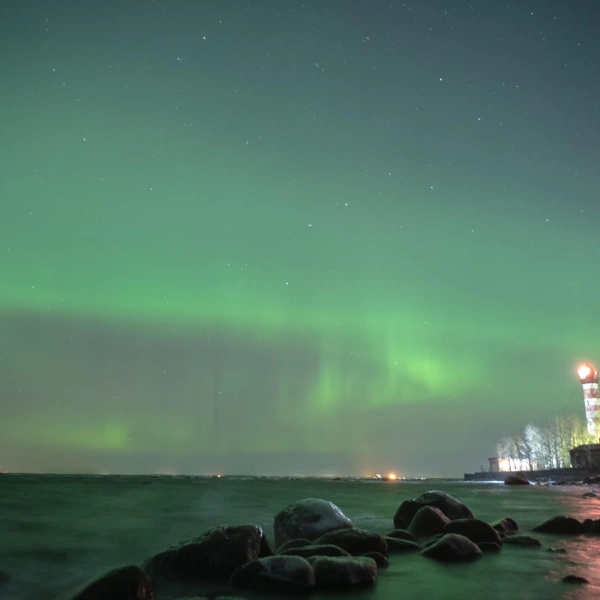 «Дивная ночь была сегодня». Охотники за северным сиянием поделились красивейшими кадрами | Источник: Катя Стрельникова/АстроФотоБолото ✨ Атмосферное/Telegram