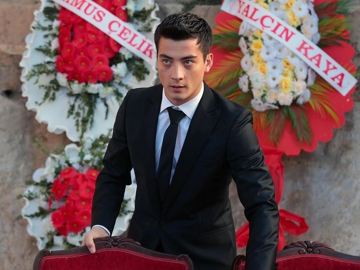 Источник: Кадр из сериала «Далекий город»