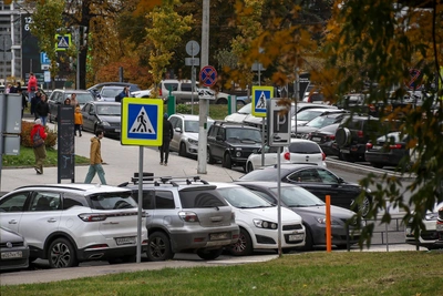Машины нижегородцев эвакуируют: где нельзя парковаться с 17 мая