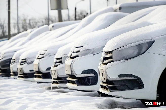 С затовариванием столкнулись и дилеры Lada, а заводу пришлось урезать производственные планы | Источник: Алексей Журавлев