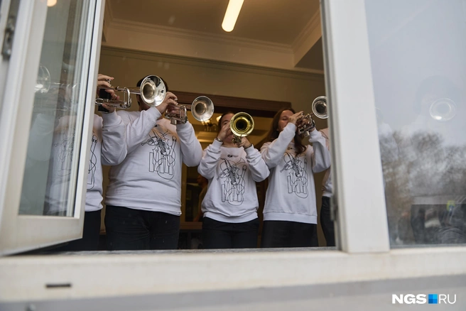 На открытии выступили студенты консерватории | Источник: Александр Ощепков / NGS.RU
