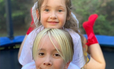 5-летняя тетя 10-летней племянницы: новое фото Вари Мороз и Ани Богомоловой