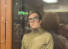 Директор Собчак и бывший главред Tatler Романовский передали последние новости из-за решетки