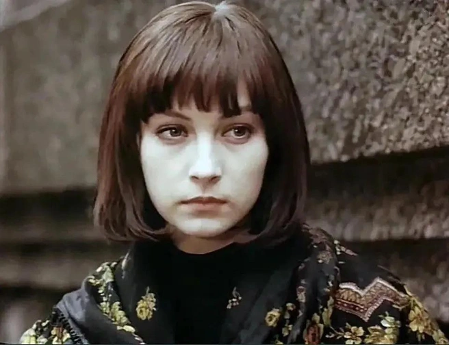 Умерла советская и российская актриса — 54-летняя Ксения Качалина | Источник: кадр из фильма «Дикая любовь», реж. Виллен Новак (1993)