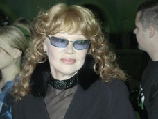 «Девки, почему же я не такая?»: Дружинина и Михайлов вспомнили, от чего страдала Гурченко