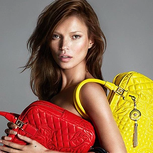 Кейт Мосс обнажилась для рекламы Versace