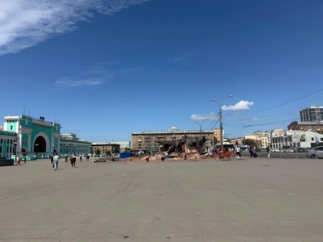 Привокзальную площадь освобождают от старых построек | Источник: Анна Грищенко