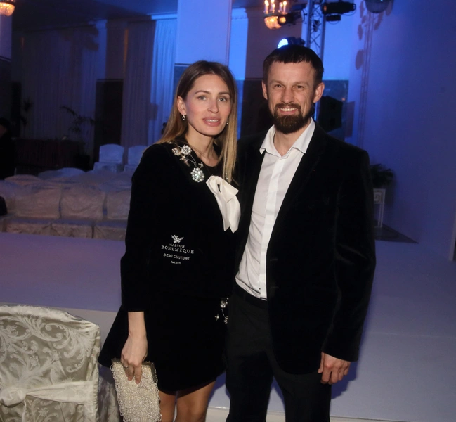 Жена Сергея Семака: у нее ушито и прокачено все так, что можно «колоть орехи» (горячие фото Анны) | Источник: Legion Media