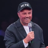 <p>Александр Глушков</p>