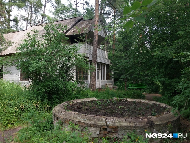 Этот корпус выглядит поновее | Источник: NGS24.RU