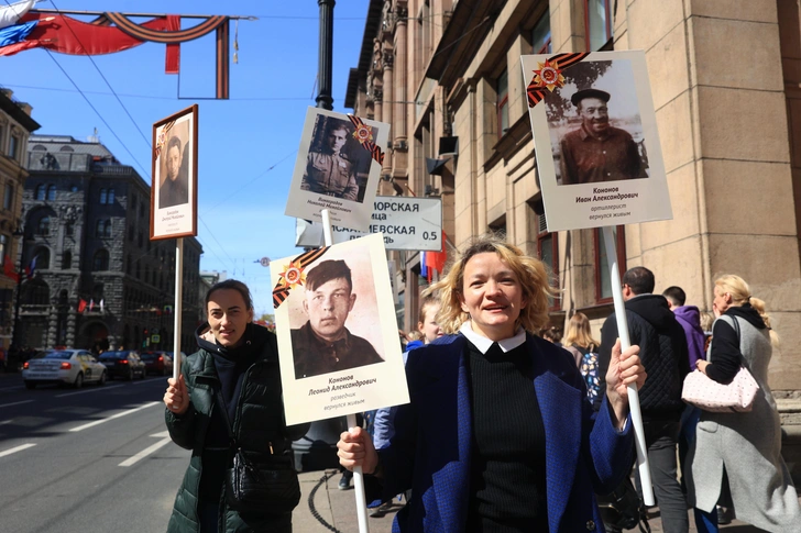 Психотерапевт Крашкина назвала 4 причины, почему нам важно отмечать 9 Мая | Источник: Сергей Михайличенко / FONTANKA.RU