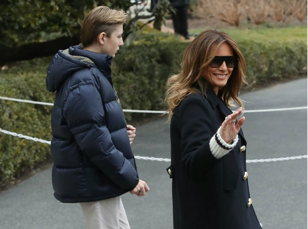 «Забыла имя сына»: Мелания Трамп снова в центре интернет-скандала