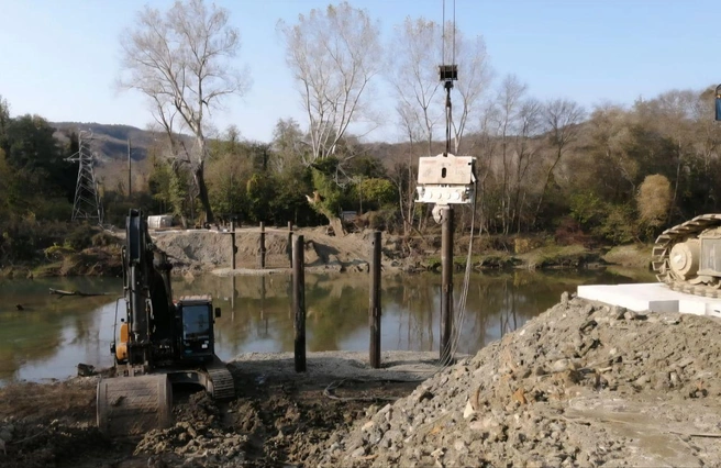 Временным сооружением придется пользоваться почти полтора года | Источник: Сергей Бойко / T.me