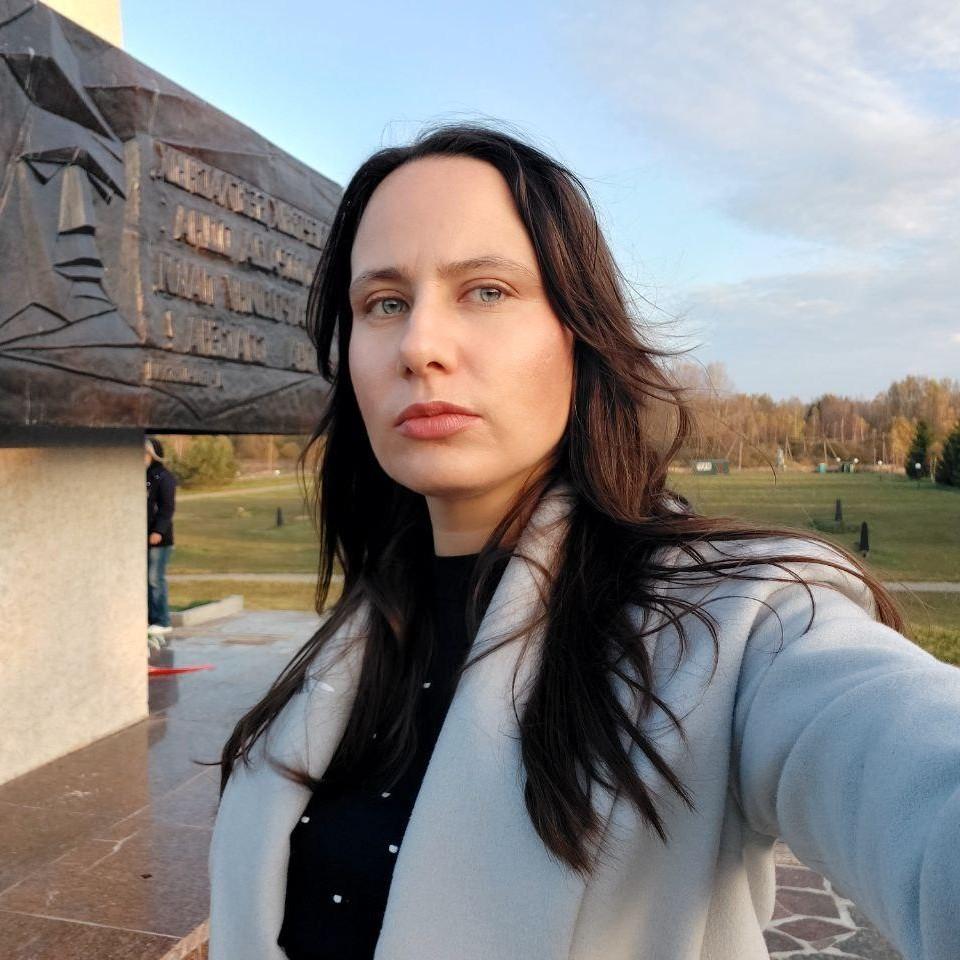 <p>Елена Янчук </p>