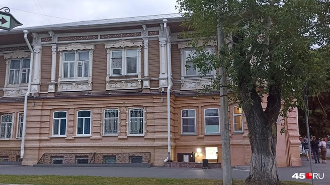 Дом знаменитого фотографа Алексея Кочешева | Источник: Анна Сарапульцева /45.RU
