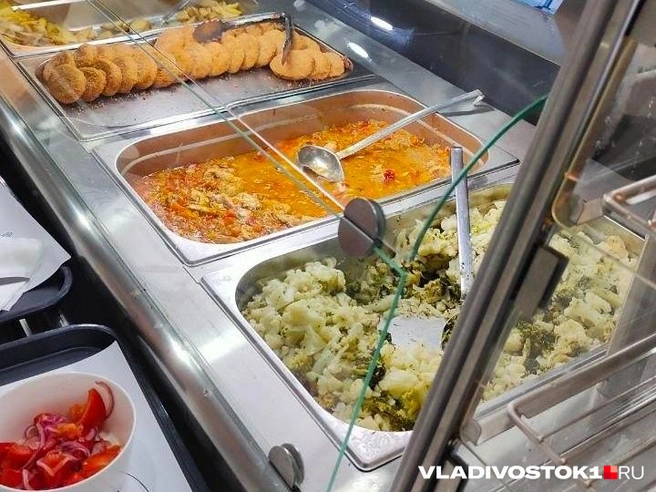 Сататы, горячее и напитки — на выбор | Источник: Татьяна Акишина / VLADIVOSTOK1.RU