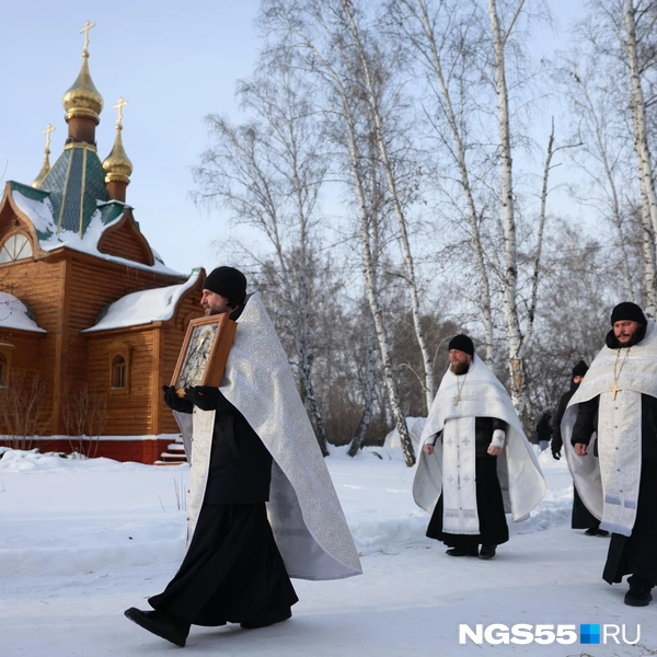 Важная часть праздника — крестный ход | Источник: Евгений Софийчук / NGS55.RU