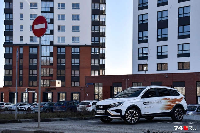 Lada Vesta оказалась одним из главных аутсайдеров мая. Люди ждут «Искру»? | Источник: Артем Краснов
