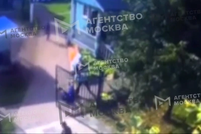 Нападение с лопатой у церкви в Марьино попало на видео