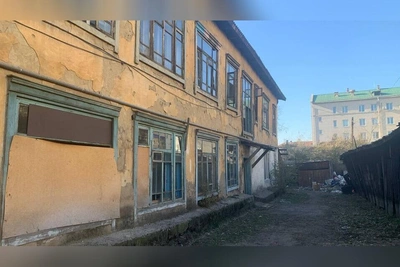 Жители Карымского округа пожаловались прокурору на аварийные дома