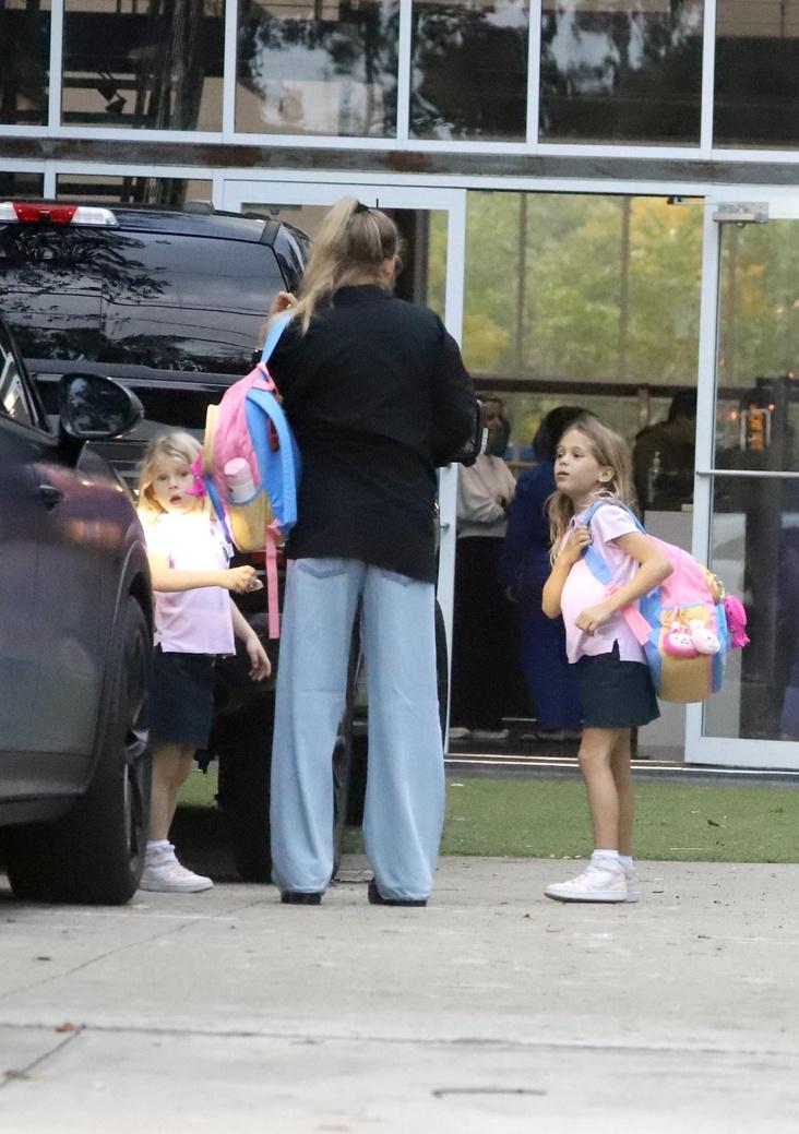 Четвертый ребенок в семье Иглесиас и Курниковой: новость, которая ждала своего часа