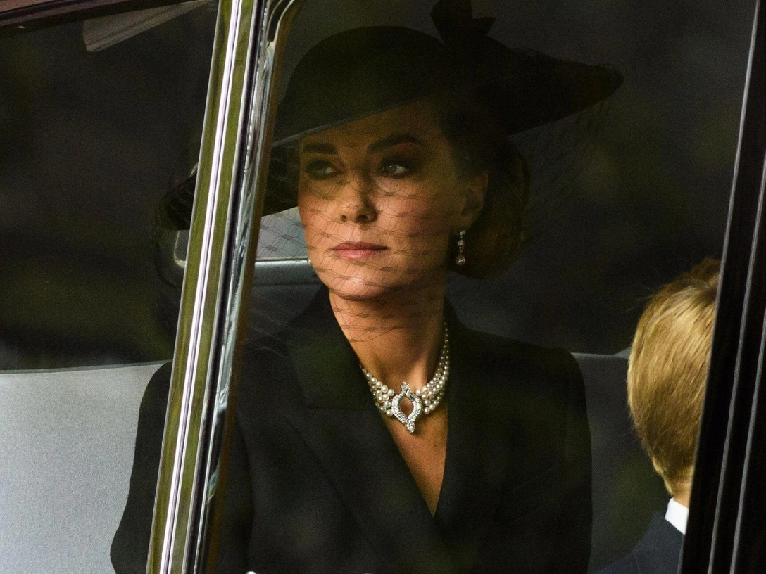Кейт Миддлтон на похоронах Елизаветы II, 19 сентября 2022 год | marieclaire.ru