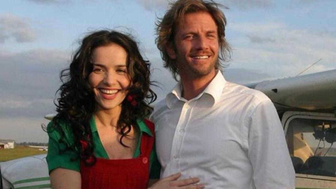 Факундо Арана и Наталия Орейро из «Дикого ангела» снова встретились на премьере в Буэнос-Айресе