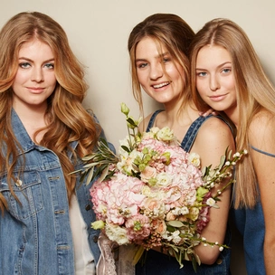 Место силы: Brow Up! and Make Up