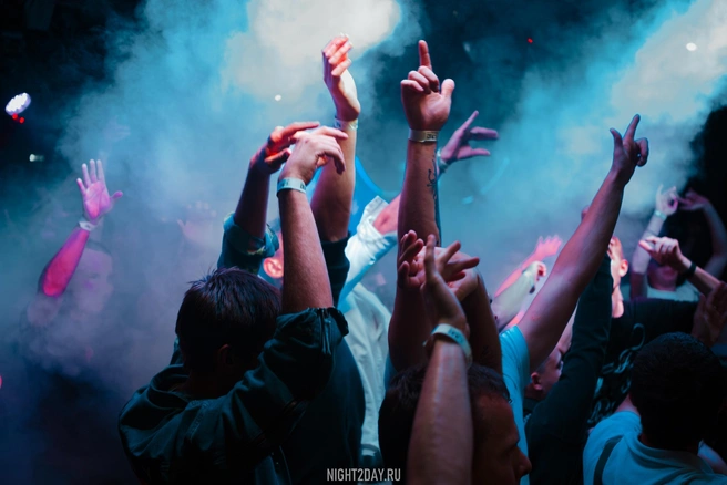 Для челябинцев готовят эксклюзивный сет, где плотный, качающий хип-хоп встретится с мощной, прогрессивной электроникой | Источник: D-Club