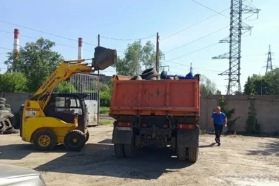 Более 700 отработанных шин вывезли в Железнодорожном районе