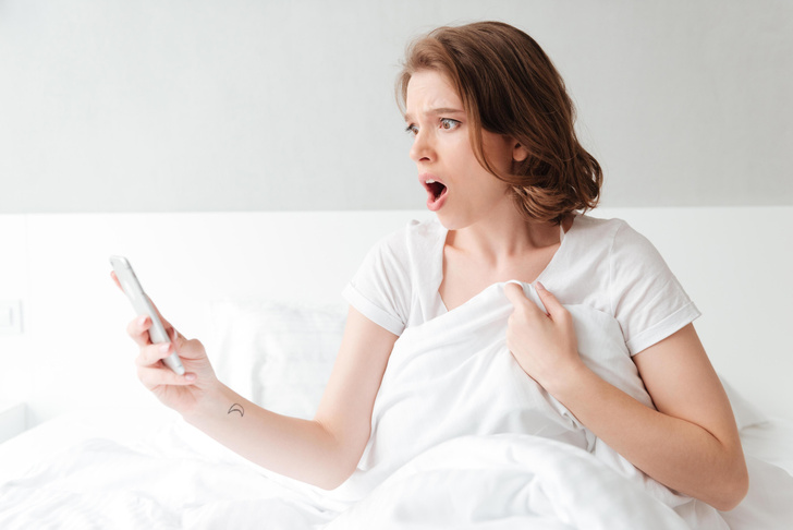 Вредно ли спать с телефоном около головы?