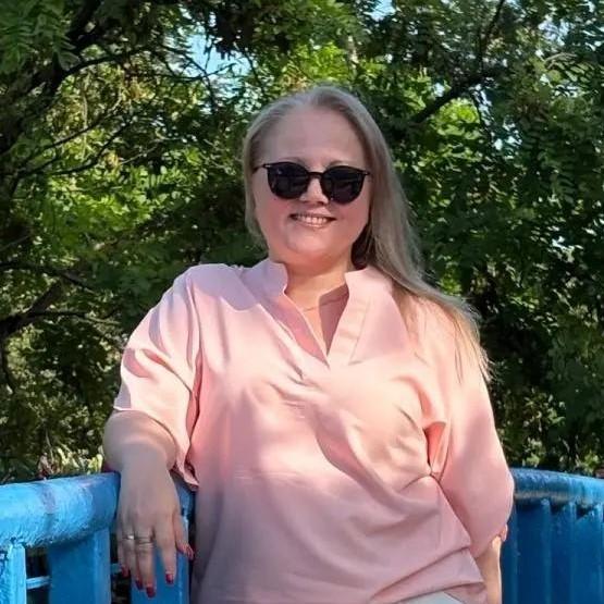<p>Марина Шишова</p>