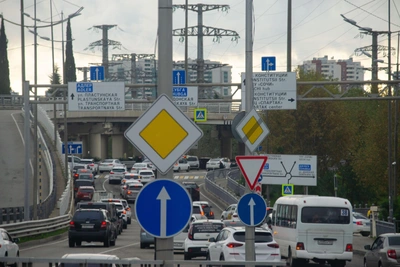 Два человека ранены при ночной атаке беспилотников на Кубани