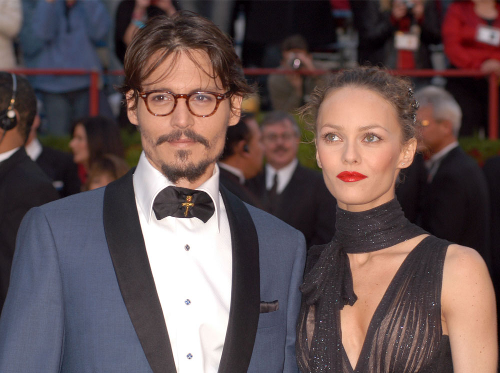 Джонни Депп и Ванесса Паради в 2005 году | marieclaire.ru