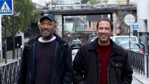 MAXIM рецензирует производственное педагогическое кино «Особенные» от создателей «1+1»