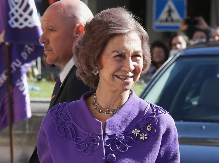 Неувядающая: экс-королева Испании София отмечает 79-летие