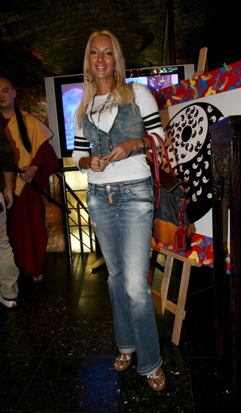 Лера Кудрявцева