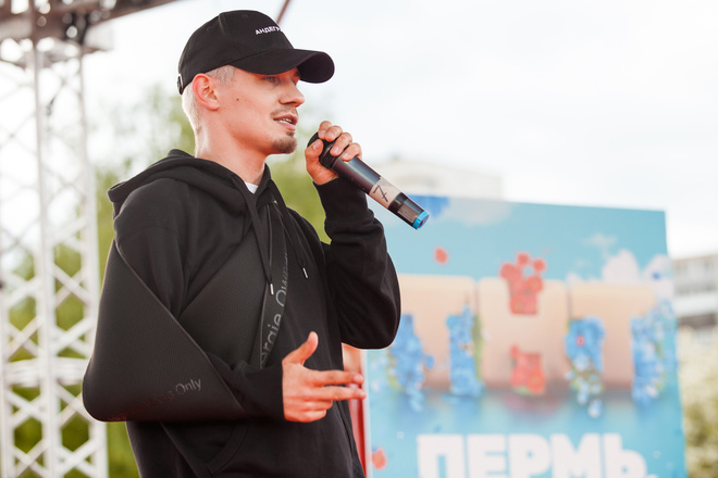 Дима Бончичне из шоу ТАНЦЫ на ТНТ провел мастер-класс в Перми