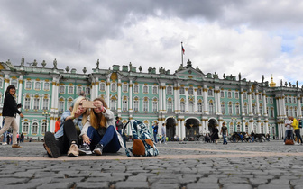 В Санкт-Петербурге определились с размером туристического налога. Он будет выше с апреля по сентябрь