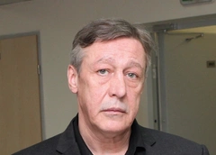 Михаил Ефремов пожаловался, что не может выпивать из-за самоизоляции