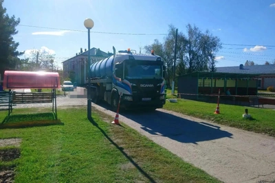 В селе Лесном ассенизаторская машина сбила человека