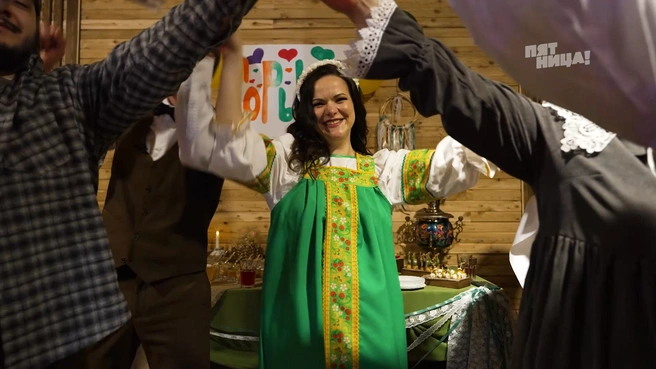 Пара выбрала для свадьбы деревенский стиль  | Источник: weddings.friday.ru 
