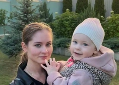 Мобилизованный муж Юлии Липницкой ведет соцсети из зоны боевых действий