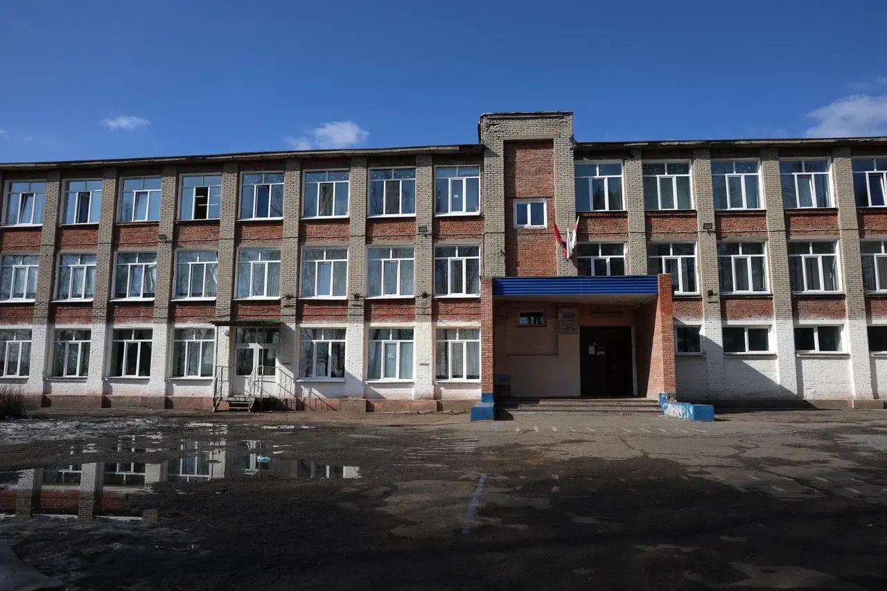 Пять школ Омской области закрыли из-за плохого состояния — что с ними будет