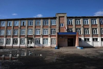 Пять школ Омской области вывели из образовательного процесса