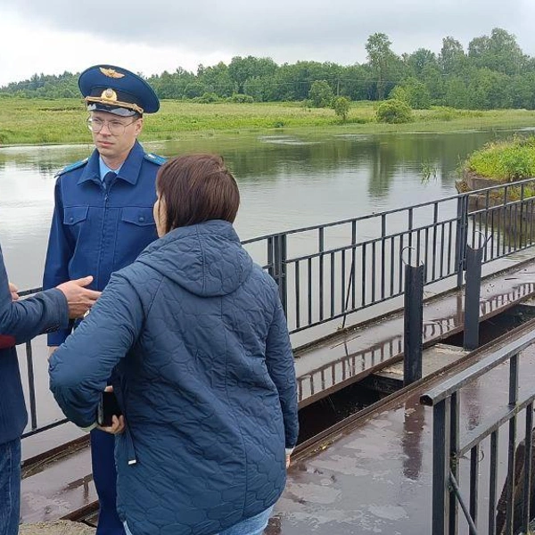 Прокурор осмотрел территорию района совместно с главой Угличского муниципального округа Ильей Филипцовым | Источник: прокуратура Ярославской области