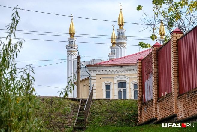 Квартал окружен оживленными улицами | Источник: Булат Салихов / UFA1.RU